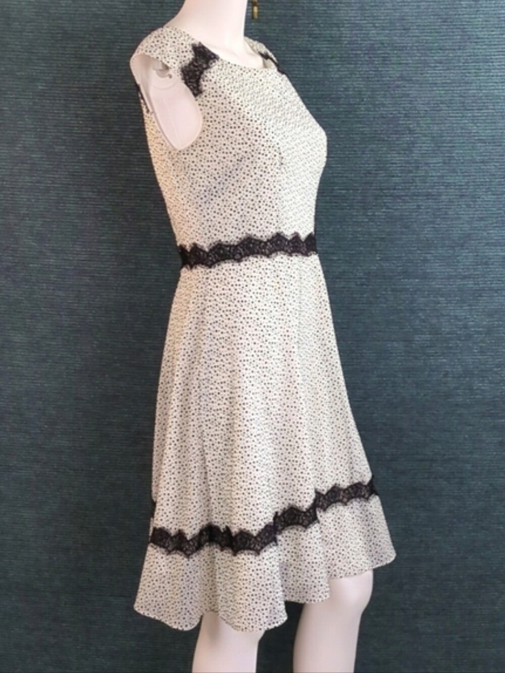 Betsey Johnson Black And White Flocked Dress With Eyelash Lace Trim - Picture 11 of 13